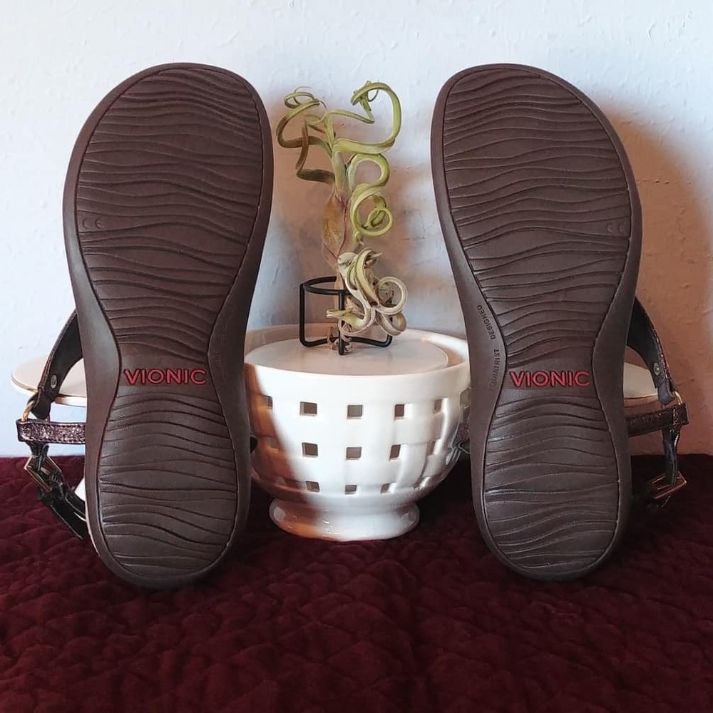 NEW! Vionic Rest Kirra Metallic Bronze - Picture 4 of 8